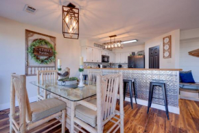 Canyon Lake Vacation Rental with Lake Views
